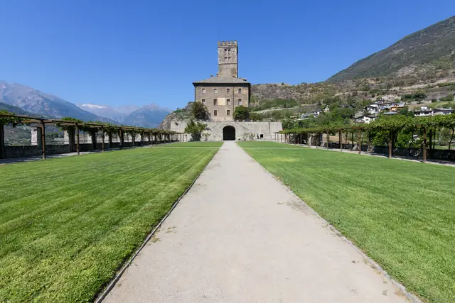 Castello reale di Sarre – Bild 4 von 9