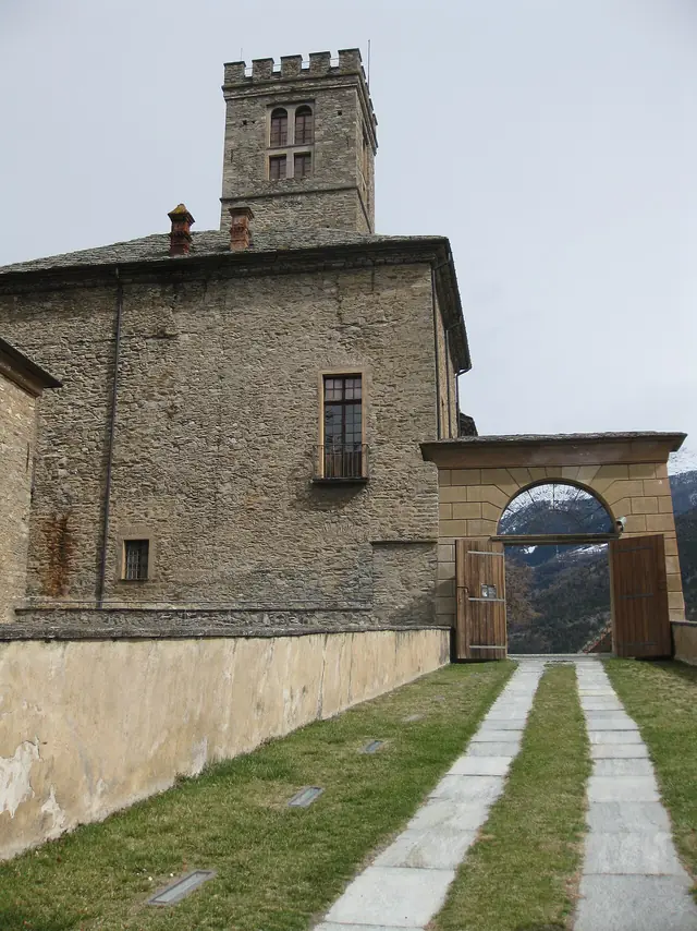 Castello reale di Sarre