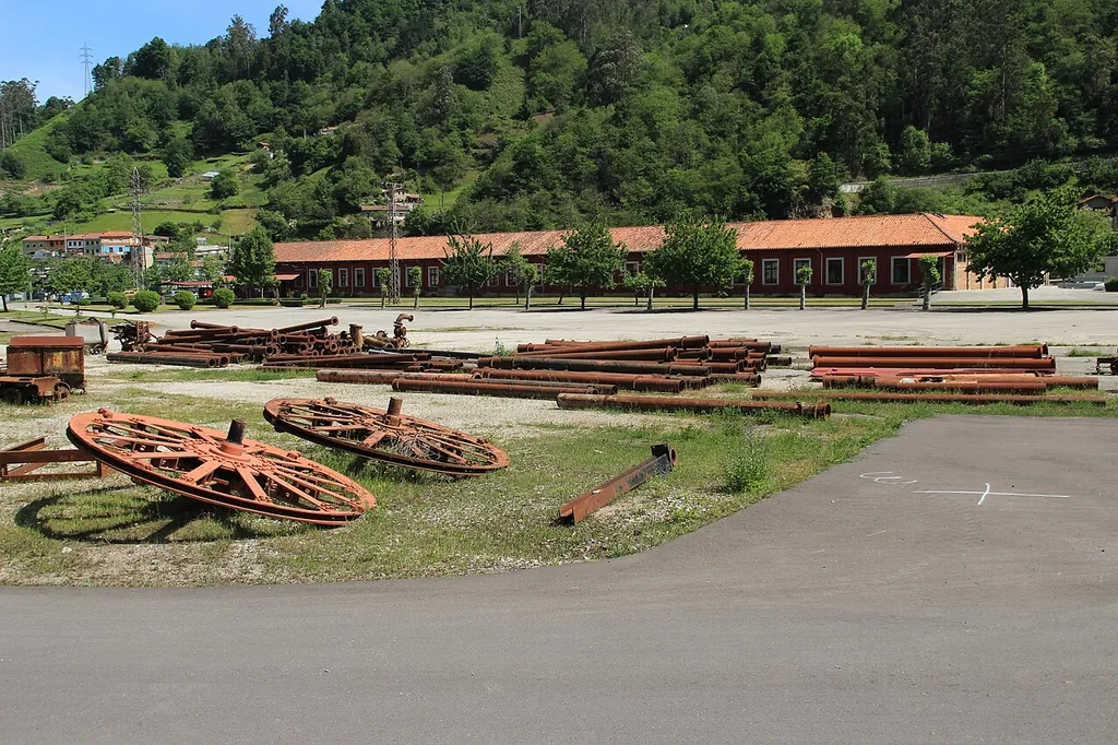 Centro de Experiencias y Memoria de la Minería in San Martín del Rey Aurelio – Foto 4 de 6