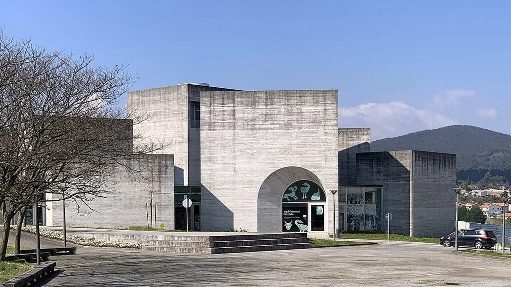 Centro de Interpretação do Românico in Lousada