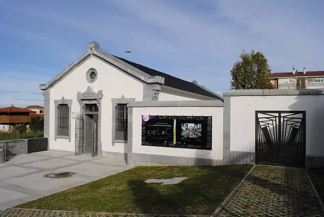 Centro de Interpretación Cementerio de la Carriona (cicLaC) in Avilés