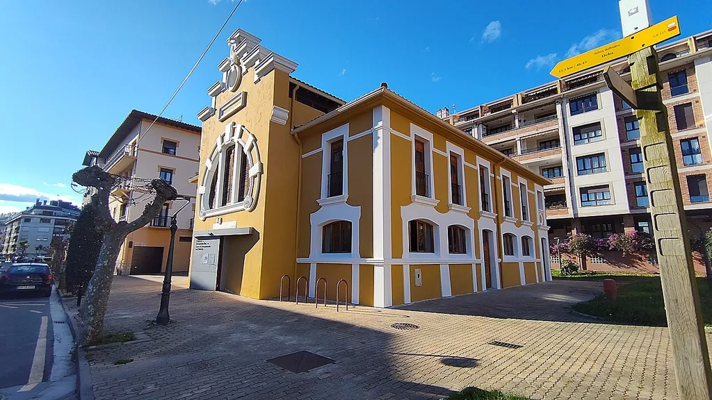 Centro de Interpretación de Algorri in Zumaia