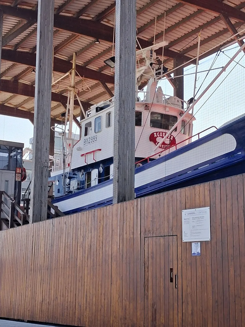 Centro de la Interpretación de la Pesca Agurtza in Santurtzi – Photo 5 of 6