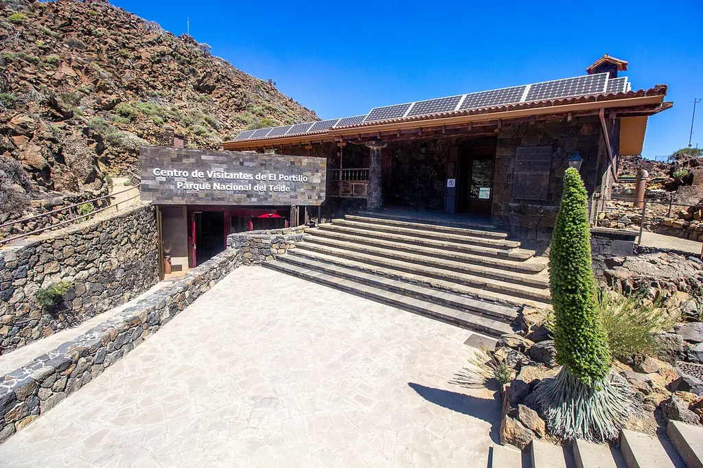 Centro de Visitantes El Portillo in Los Realejos
