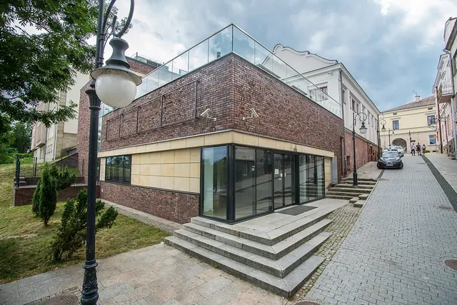 Centrum Dziedzictwa Szkła w Krośnie in Krosno