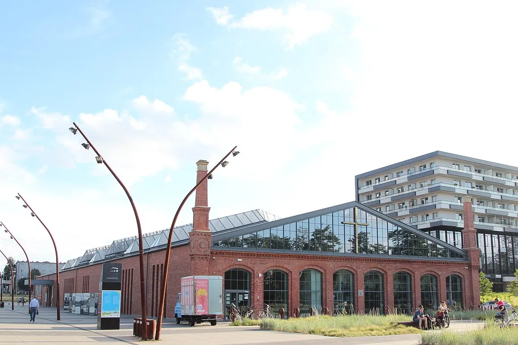 Centrum Historii Zajezdnia in Breslau – Bild 3 von 4
