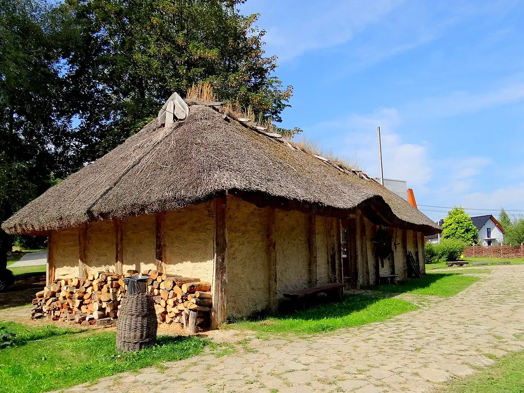 Centrum Kulturowo-Archeologiczne w Nowej Słupi in Nowa Słupia – Bild 3 von 5