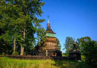 Cerkiew greckokatolicka Świętych Kosmy i Damiana w Bartnem – Photo 2 of 3