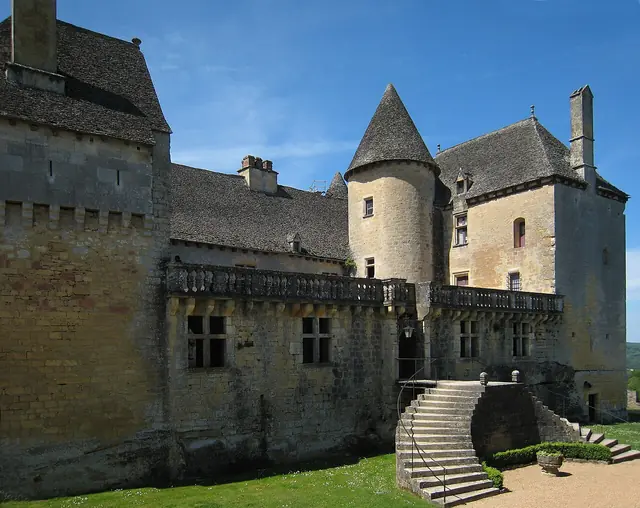 Château de Fénelon in Sainte-Mondane