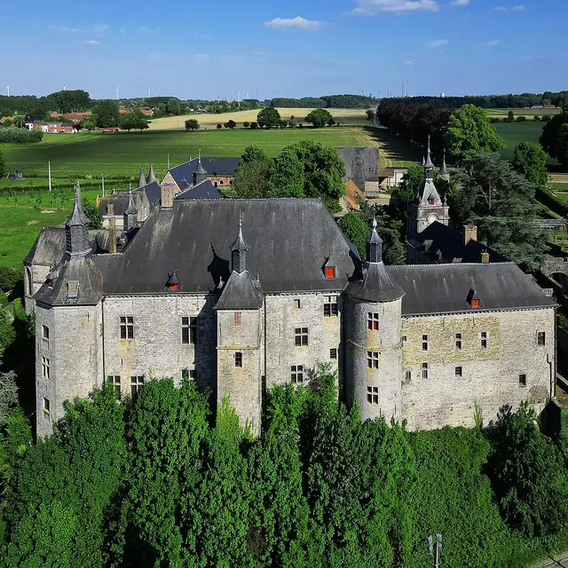 Château fort d'Ecaussinnes-Lalaing in Écaussinnes