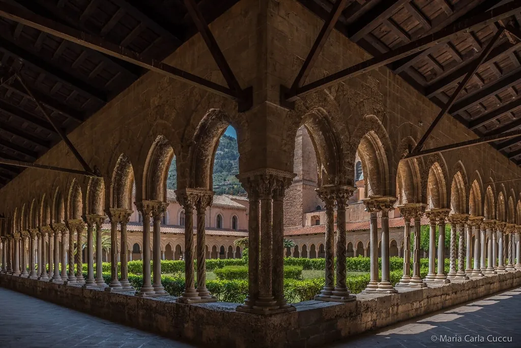 Chiostro di Santa Maria La Nuova in Monreale