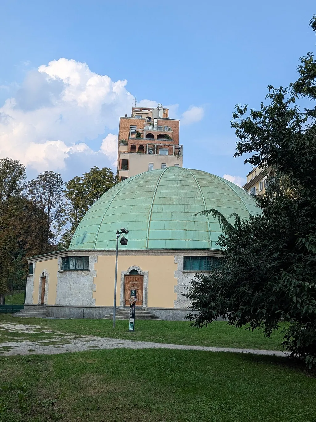 Civico Planetario Ulrico Hoepli in Mailand – Bild 2 von 5
