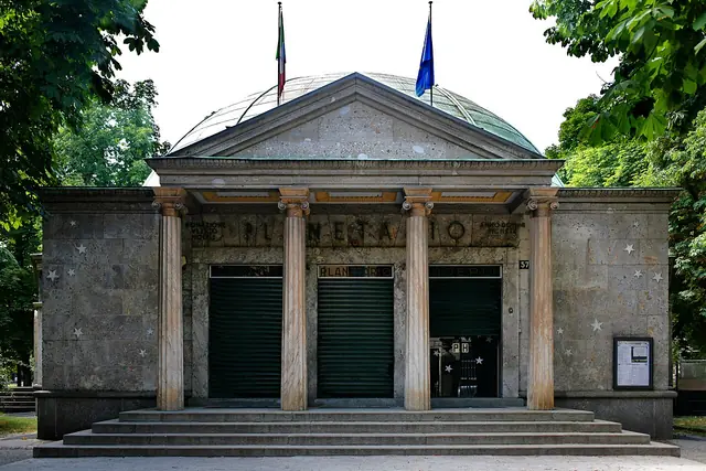 Civico Planetario Ulrico Hoepli in Milano