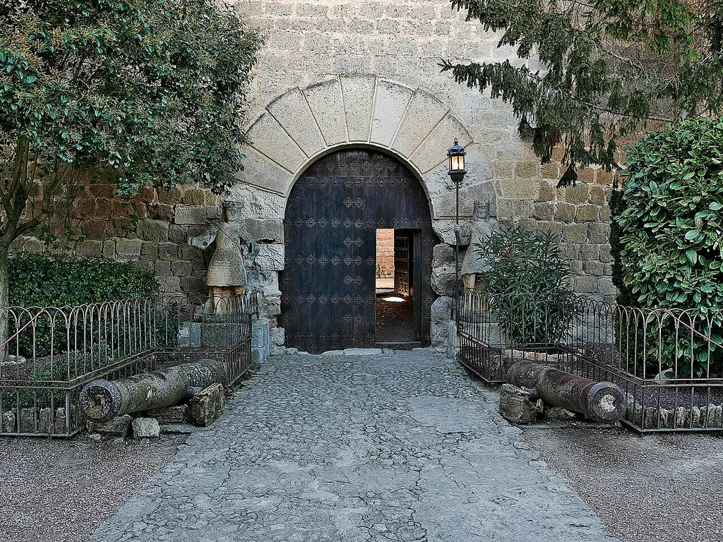 Colección Eugenio Fontaneda-Castillo de Ampudia – Foto 4 de 6