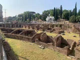 Colosseo in Rome – Photo 9 of 9