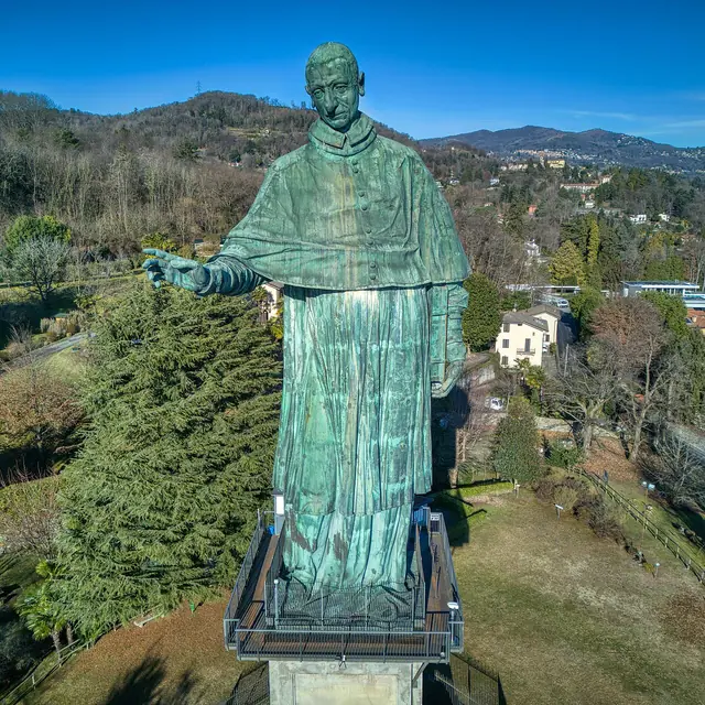 Colosso di san Carlo Borromeo in Arona