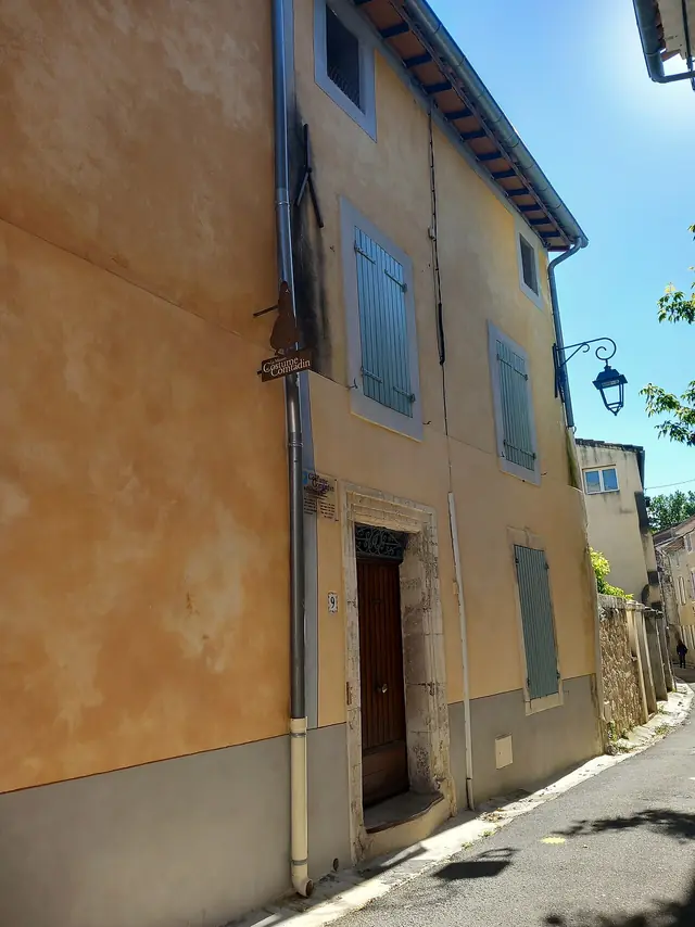 Conservatoire du costume comtadin in Pernes-les-Fontaines