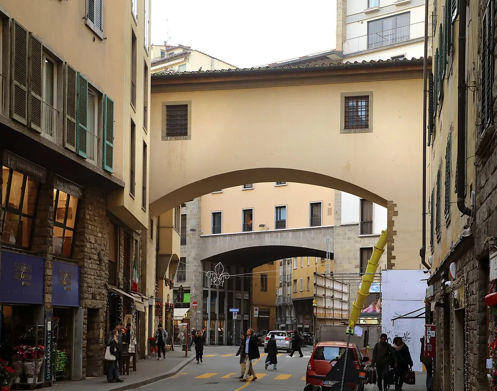Corridoio Vasariano in Florence – Photo 3 of 4