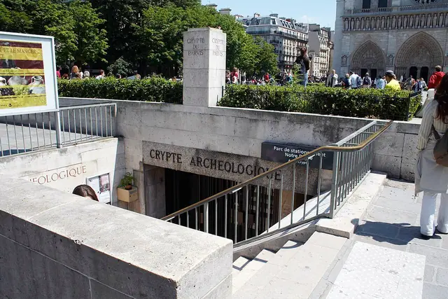 Crypte archéologique de l'île de la Cité in Parigi