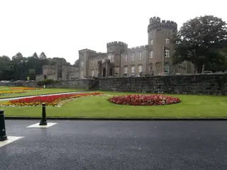 Cyfarthfa Castle Museum and Art Gallery in Merthyr Tydfil – Photo 2 of 3