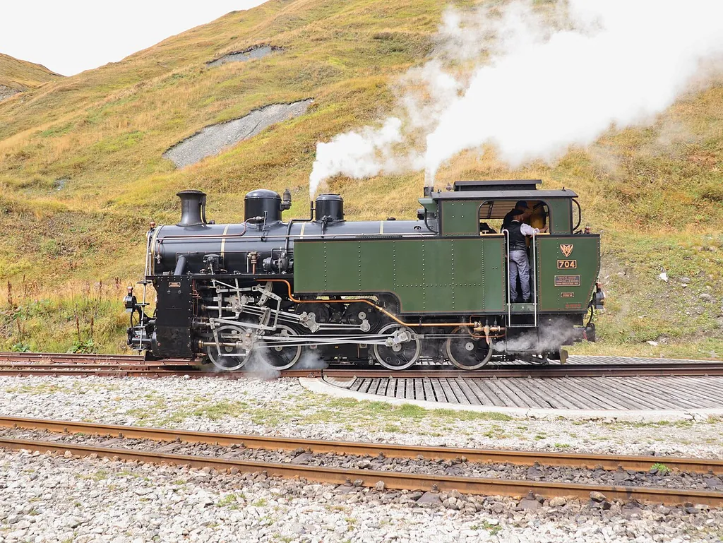 Dampfbahn Furka-Bergstrecke in Oberwald – Photo 2 sur 9