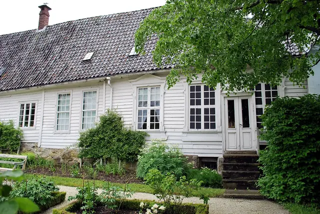 Damsgård hovedgård in Bergen