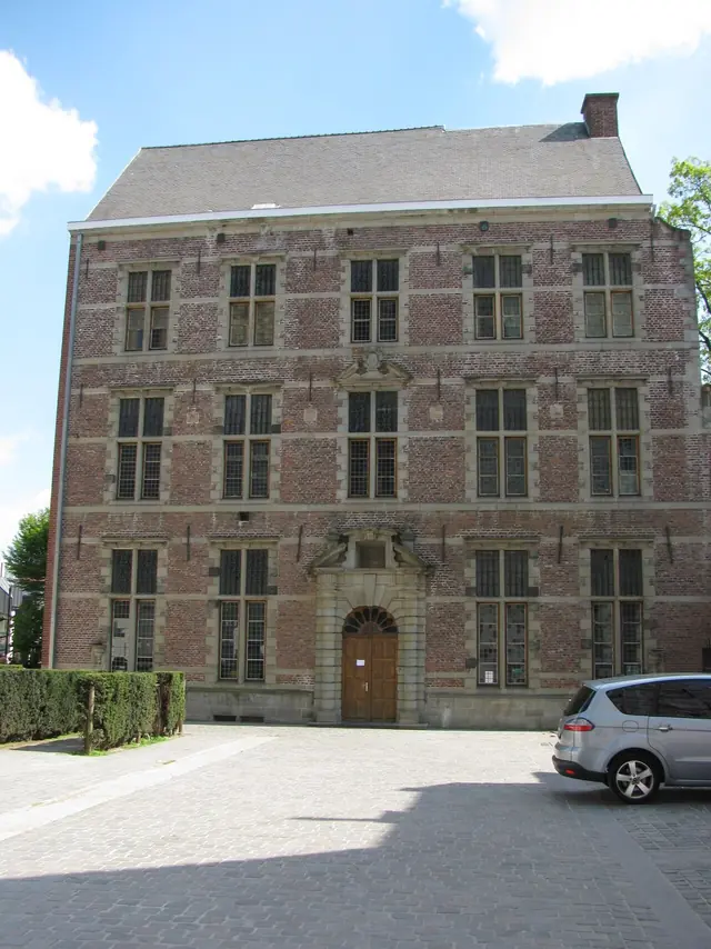Museum den AST in Halle