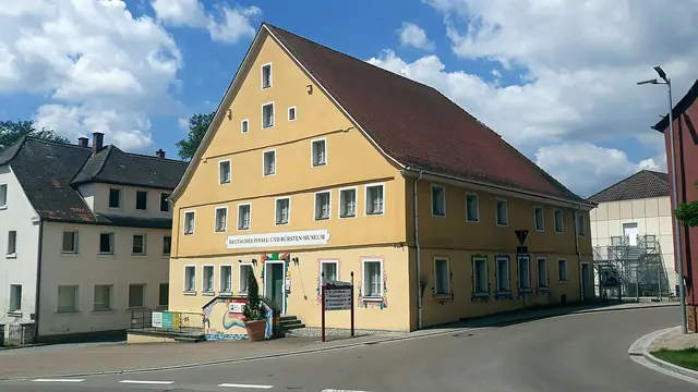 Deutsches Pinsel- und Bürstenmuseum in Bechhofen