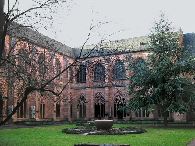 Dom- und Diözesanmuseum (Mainz) in Magonza