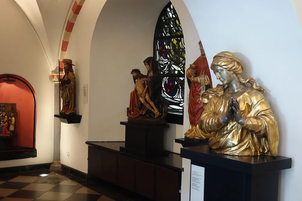 Domschatzkammer Essen – Photo 4 of 6