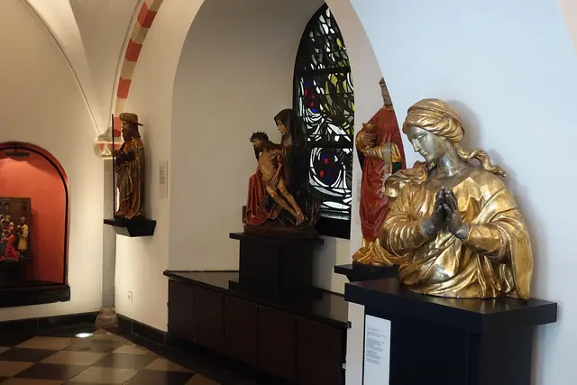 Domschatzkammer Essen – Photo 4 of 6