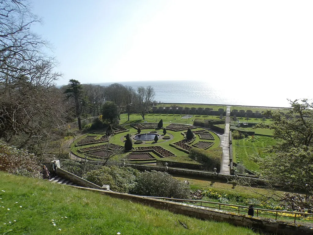 Dunrobin Castle in Golspie – Photo 8 of 10