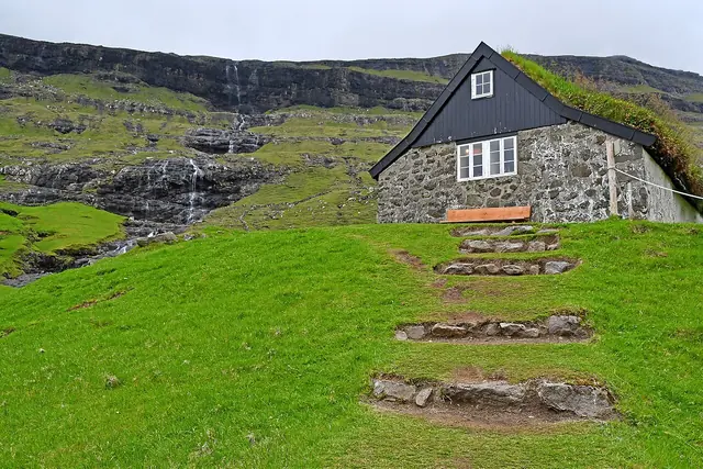 Dúvugarðar í Saksun