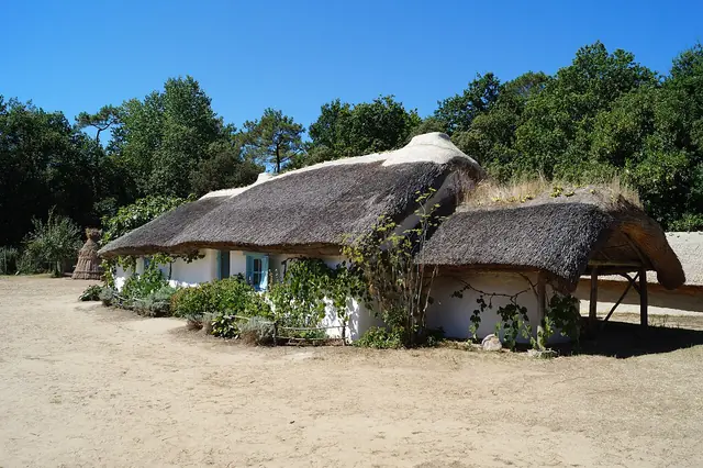 Écomusée de la bourrine du Bois-Juquaud in Saint-Hilaire-de-Riez
