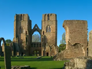Elgin Cathedral – Photo 8 of 10