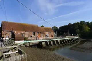 Eling Experience in Totton – Photo 1 of 7