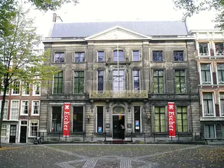 Escher in Het Paleis in The Hague