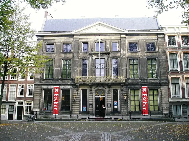 Escher in Het Paleis in The Hague