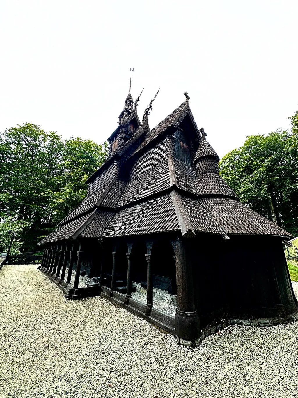 Fantoft stavkyrkje in Bergen – Bilde 2 av 10