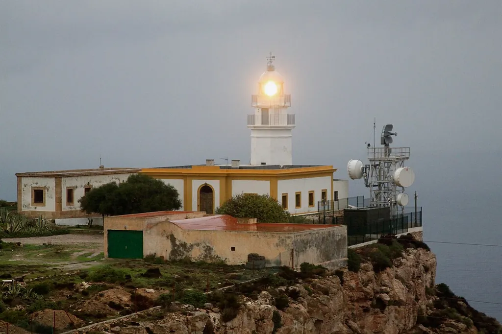 Faro de Mesa Roldán in Carboneras