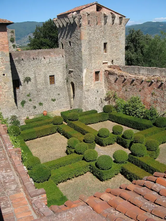 Fortezza del Cerruglio in Montecarlo