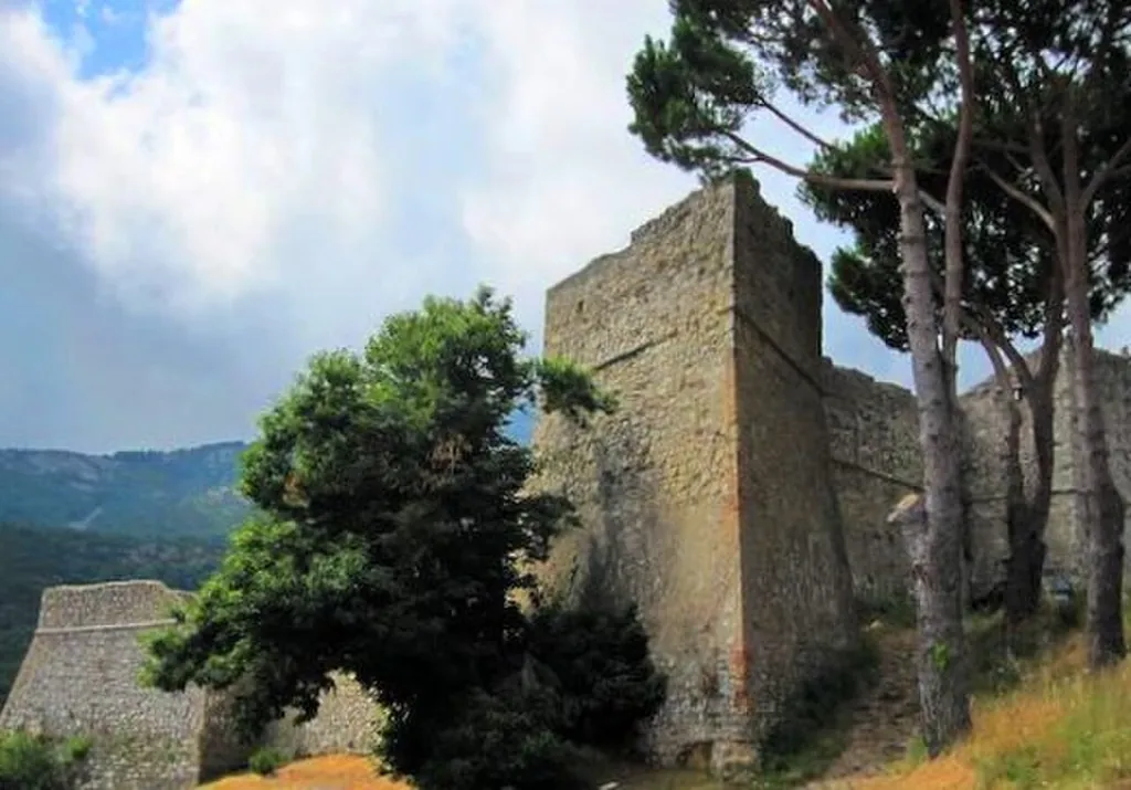 Fortezza Pisana di Marciana