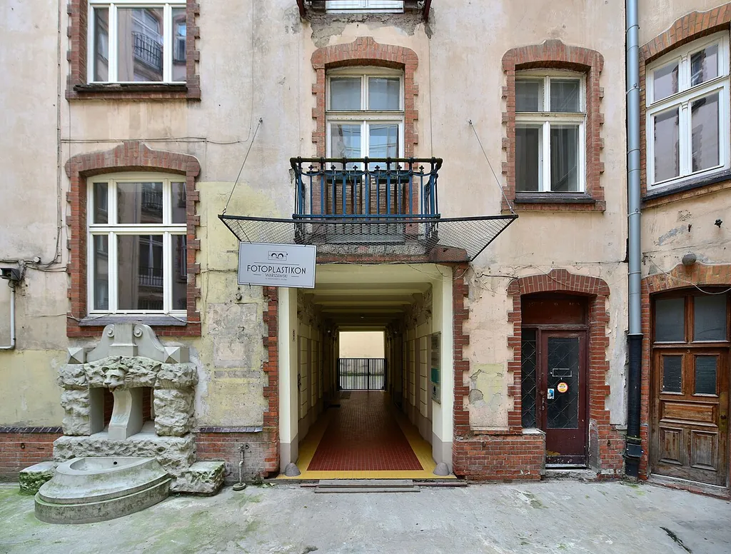 Fotoplastikon Warszawski in Warsaw – Photo 6 of 6