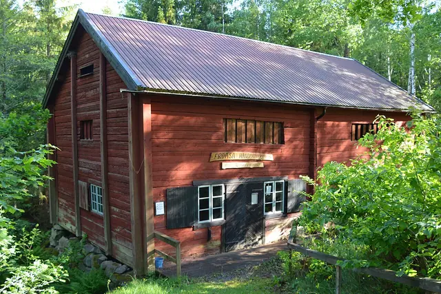 Fröåsa handpappersbruk in Virserum