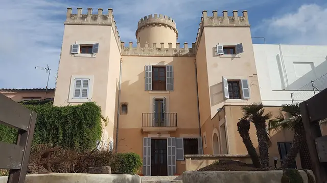 Fundació Cosme Bauçà in Felanitx