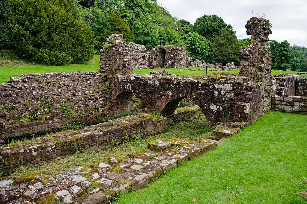 Furness Abbey in Barrow-in-Furness – Photo 3 of 4