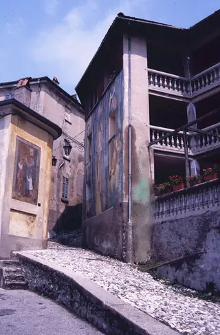 Galleria all'aperto dell'affresco di Arcumeggia in Casalzuigno