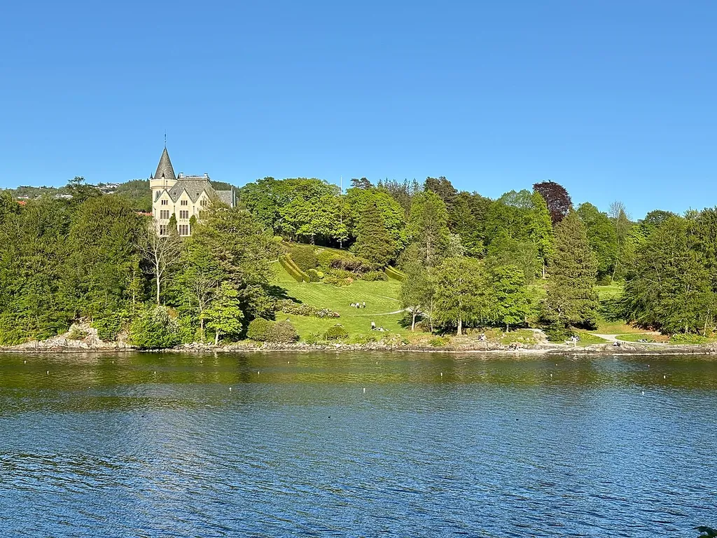 Gamlehaugen in Paradis – Bilde 2 av 4