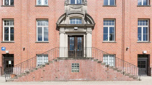 Glasmuseum Hamburg – Foto 2 van 2