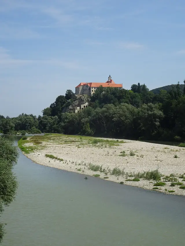 Grad Borl in Dolane – Fotografija 3 od 7